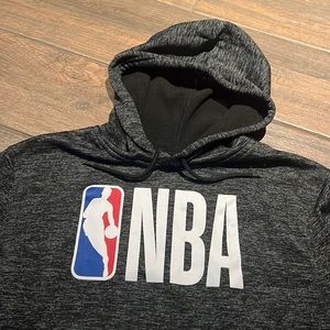 Boys NBA hoodie. Size M